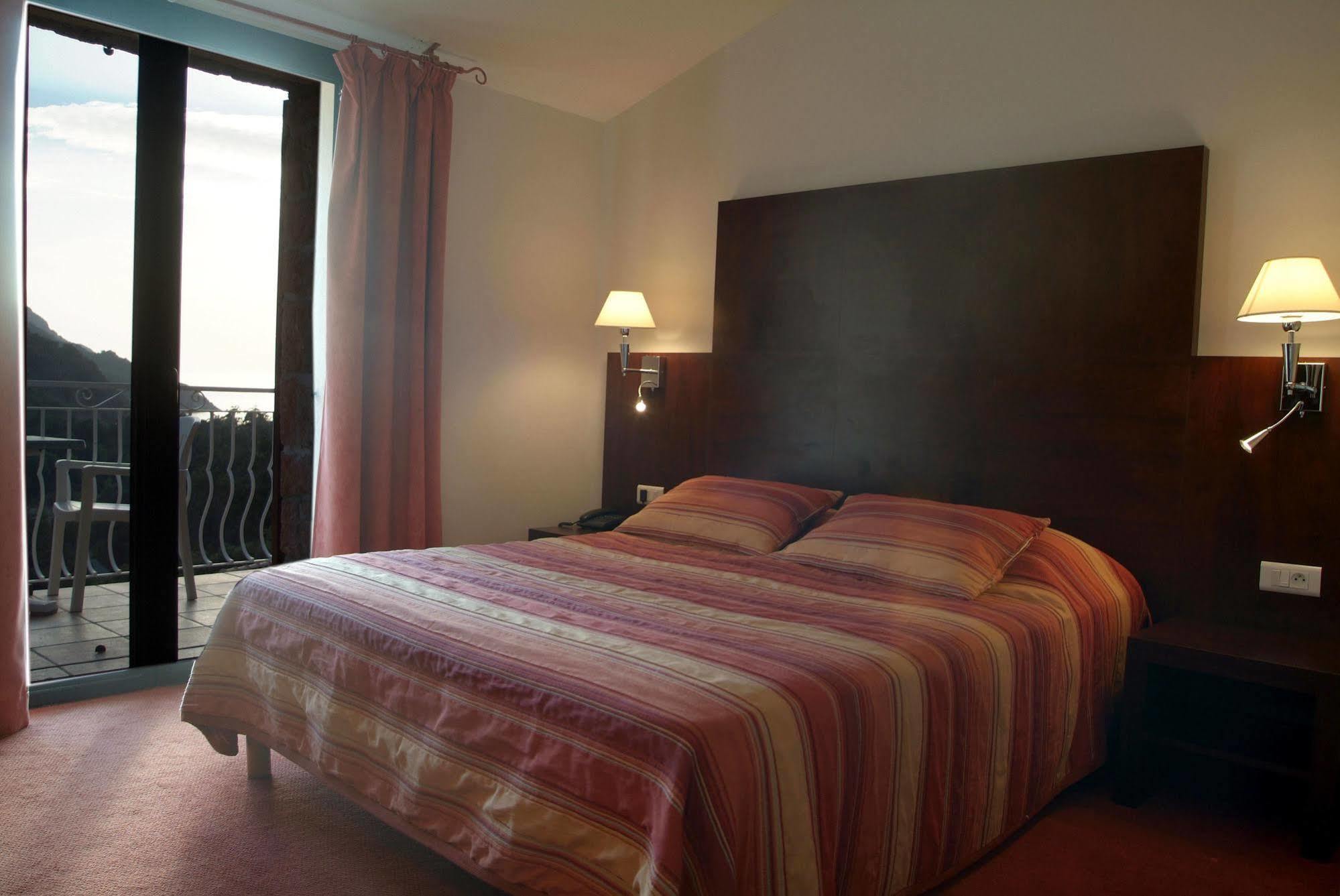 Capo D'Orto - Porto - Corse Hotel Luaran gambar
